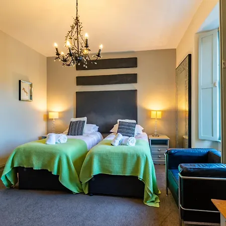 Tatil Evi The Boundary